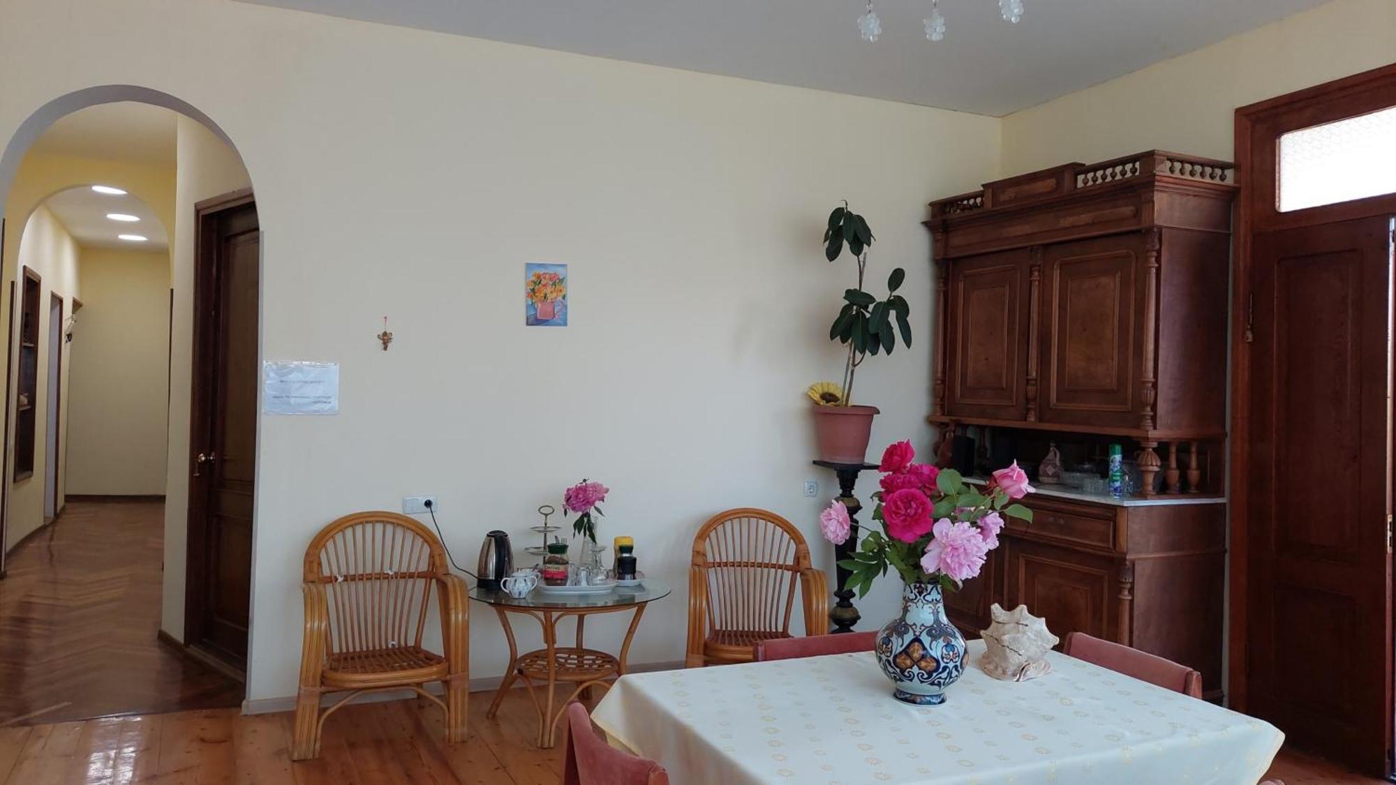 Guesthouse "Door" In Sighnaghi Signagi Exterior foto